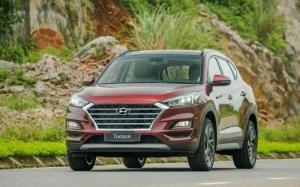 Hyundai Tucson 2.0L (tiêu chuẩn)