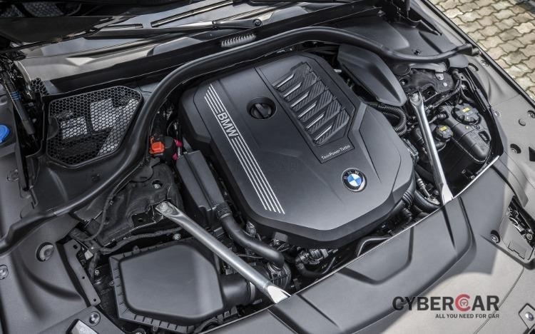 BMW 740Li Pure Excellence