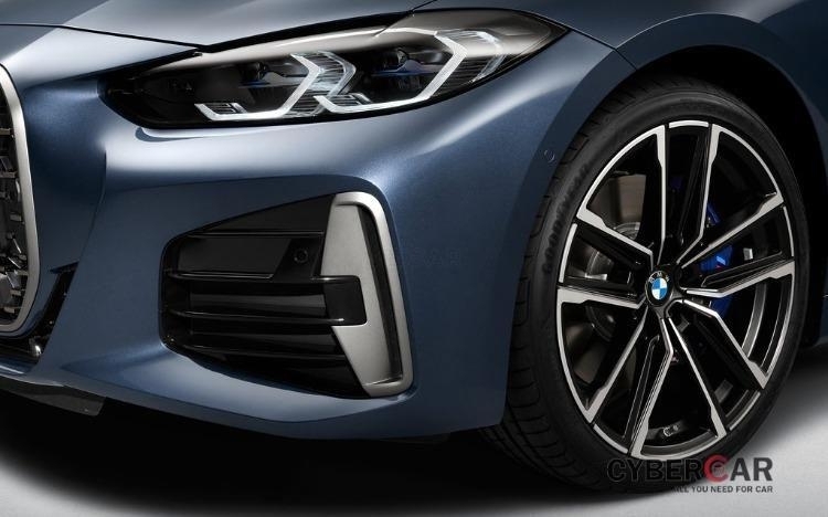 BMW M440i Coupe