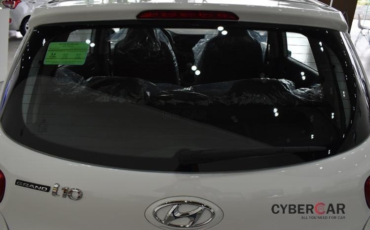Hyundai i10 1.2MT Hatchback