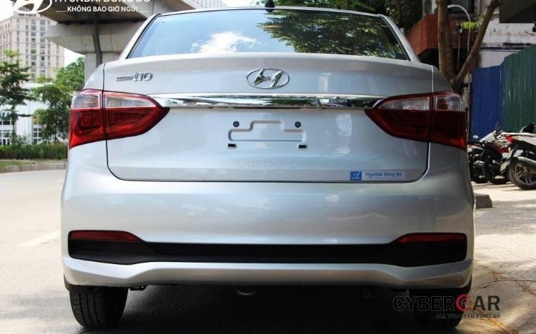 Hyundai i10 1.2MT Sedan