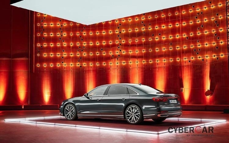 Audi A8 L