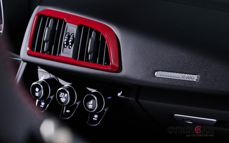 Audi R8 V10 Spyder RWD