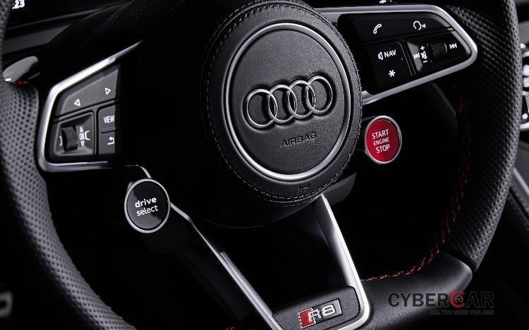 Audi R8 V10 Spyder RWD