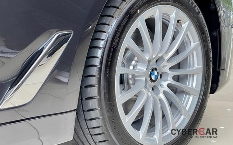 BMW 520i Luxury line