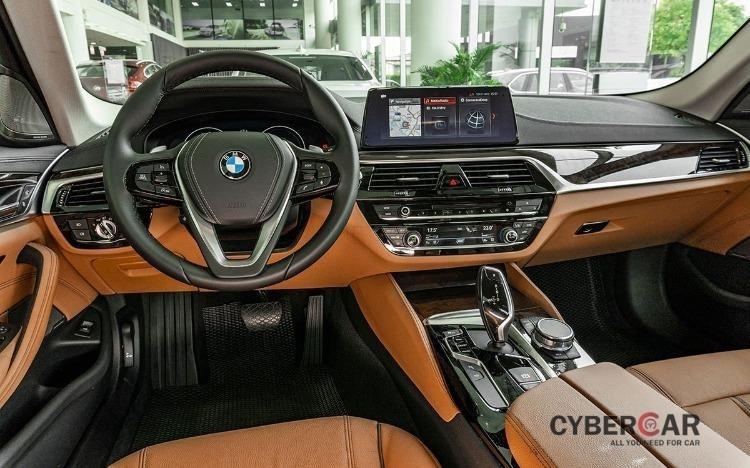 BMW 530i Luxury Line