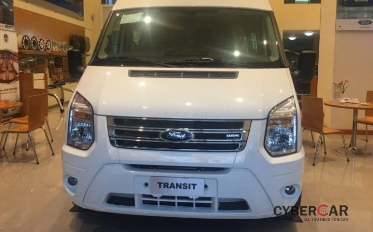 Ford Transit LUX