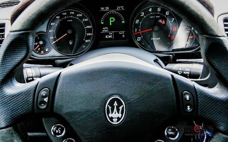 Maserati GranTurismo MC Tradale