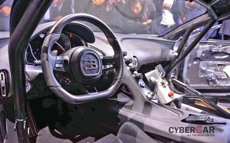 Bugatti Chiron Sport 300+