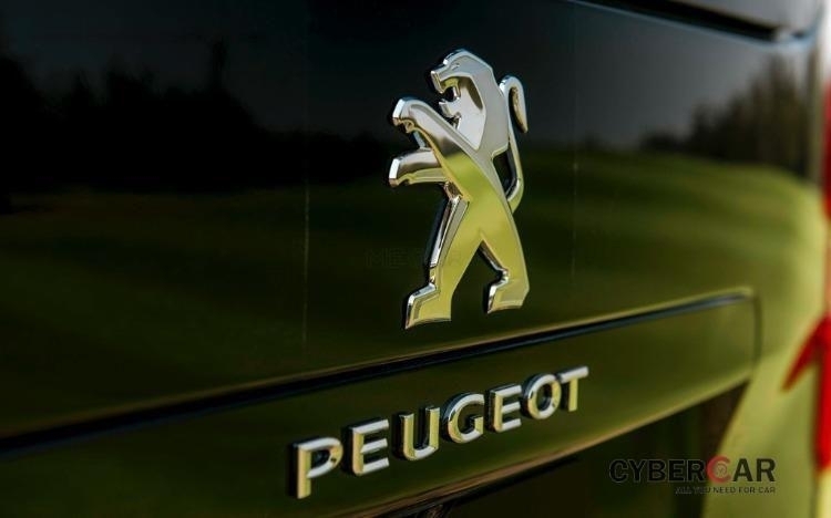 Peugeot Traveller Premium