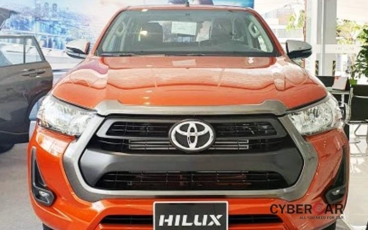 Toyota Hilux 2.4L 4X2 AT