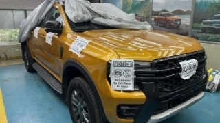 Ford Ranger Wildtrak 2022 lần đầu lộ nội thất tại Việt Nam: Nhiều trang bị khủng như xe Thái Lan, sẽ làm khó Triton, Hilux