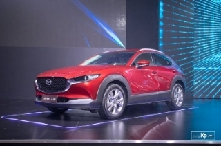 Giá lăn bánh Mazda CX-30 2021