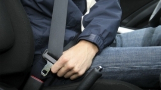 Không thắt dây an toàn, tài xế có thể bị phạt đến 1 triệu đồng