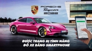 Porsche Taycan 2022 được trang bị tính năng đỗ xe bằng smartphone