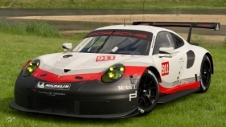 Porsche tổ chức giải đua xe 'trên mạng' bằng máy PlayStation 4