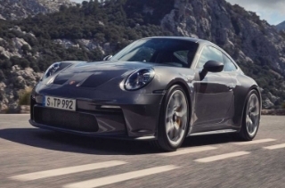 Siêu xe thể thao Porsche 911 GT3 Touring 2022 chào giá gần 4 tỷ đồng