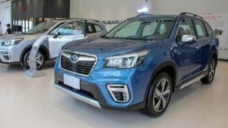 Subaru Forester giảm giá 159 triệu đồng