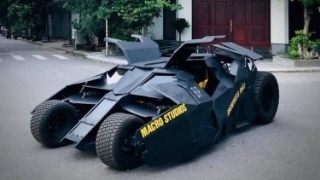 Tìm hiểu thêm về chiếc Batmobile “Tumbler” được sản xuất tại Việt Nam.