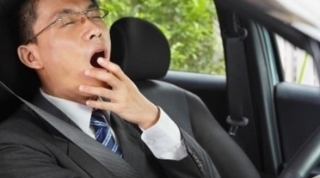 Tổng hợp mẹo chống lại cơn buồn ngủ hiệu quả dành cho tài xế