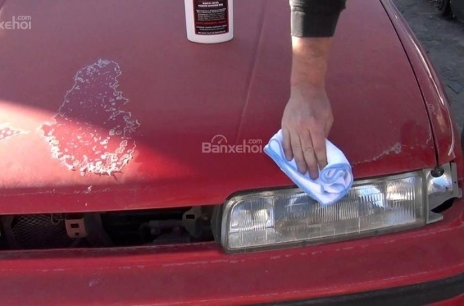3 cách đơn giản loại bỏ vết oxi hóa trên lớp sơn xe