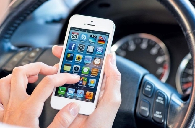 5 ứng dụng điện thoại thông minh hữu ích nhất dành cho ô tô
