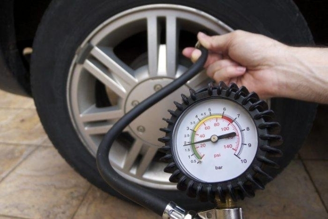 Áp suất lốp thấp ảnh hưởng như thế nào đến xe của bạn?