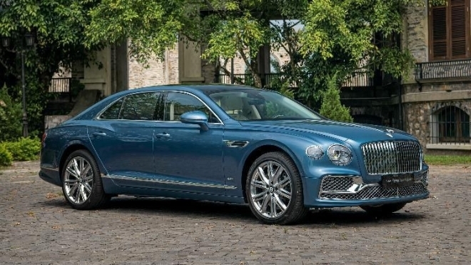 Bentley Flying Spur hybrid - siêu sang sạc điện giá từ 16,8 tỷ đồng