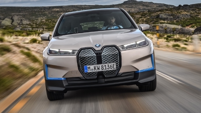 BMW iX 2022 chính thức lộ diện
