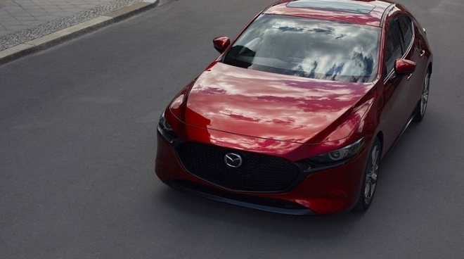  Siente el Mazda3 2019: Hermoso brillo exterior, interior minimalista - Todo lo que necesitas para Auto