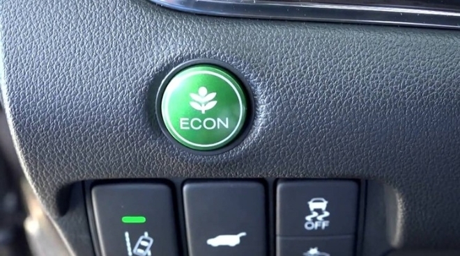 Chế độ Eco trên xe ô tô và những điều cần biết dành cho tài xế mới
