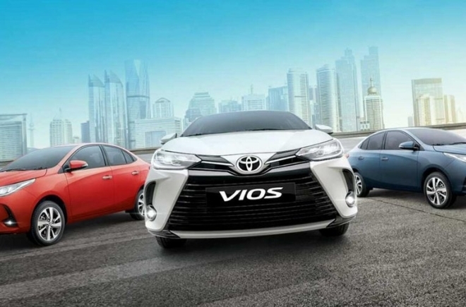 Có 600 triệu nên mua Toyota Vios 5 chỗ hay Toyota Avanza 7 chỗ?