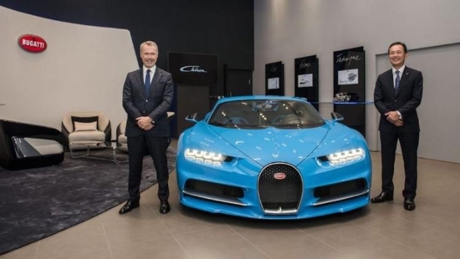 Cuộc sống của các nhân viên Bugatti: Cung phụng khách hàng không khác gì vua!