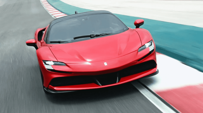 Đánh giá nhanh Ferrari SF90 Stradale: Bước ngoặt mới trong lịch sử thương hiệu 