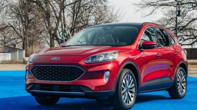 Đánh giá nhanh Ford Escape 2020: Thông minh hơn, rộng rãi hơn, thiết kế giống Focus mới