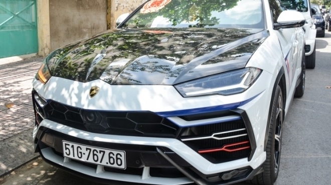 Đánh giá nhanh Lamborghini Urus mang gói độ Mansory siêu độc đáo của Minh 