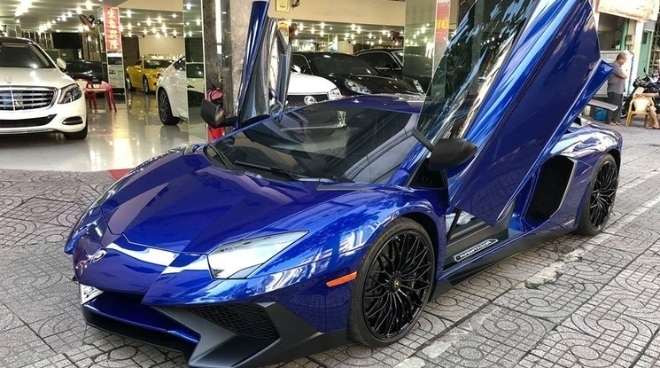 Đánh giá nhanh siêu xe cực hiếm Lamborghini Aventador SV từng thuộc sở hữu của Minh 