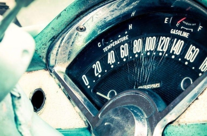 Đồng hồ nhiệt độ trên xe báo thông số bất thường và các nguyên nhân