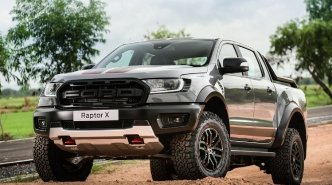 Ford Ranger Raptor X 2021 được bán tại Đông Nam Á với giá tương đương 1,24 tỷ đồng