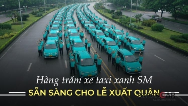 Hàng trăm xe taxi xanh SM sẵn sàng cho lễ xuất quân.