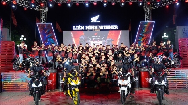 Honda Việt Nam tặng xe Winner X và điện thoại iPhone 12 Pro trong chương trình khuyến mãi mới