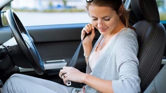 Hướng dẫn thắt dây an toàn ô tô đúng quy cách giúp bảo vệ tính mạng của bạn