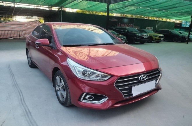 Hyundai Accent 2019 lên sàn xe cũ, giá đắt ngang mua mới