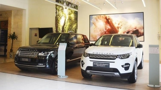 Jaguar Land Rover giảm giá gần 1 tỷ đồng, cơ hội cho đại gia Việt chơi Tết với xe sang
