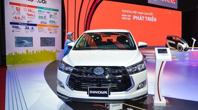 Khám phá Toyota Innova trưng bày tại VMS 2018, thêm trang bị, tăng giá 40 triệu