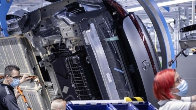 Mercedes-Benz sẽ sớm ngừng sản xuất xe động cơ đốt trong, tiến đến sử dụng động cơ điện hoàn toàn
