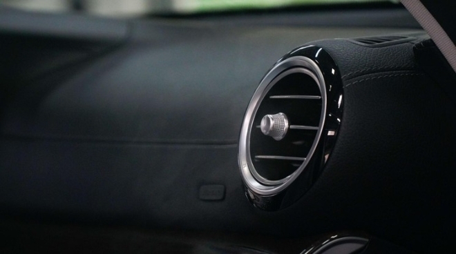 Mercedes-Benz Việt Nam hướng dẫn vệ sinh điều hòa và khử khuẩn khoang lái hiệu quả