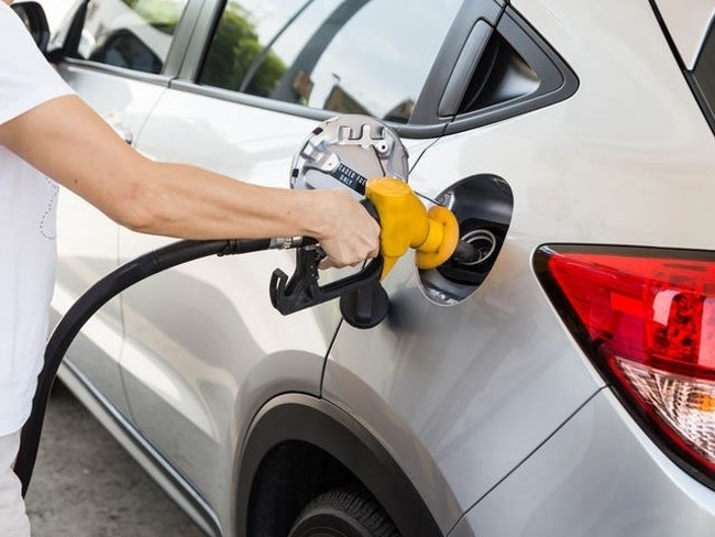 Những lỗi thường gặp trên ô tô chạy dầu mà tài xế cần lưu ý