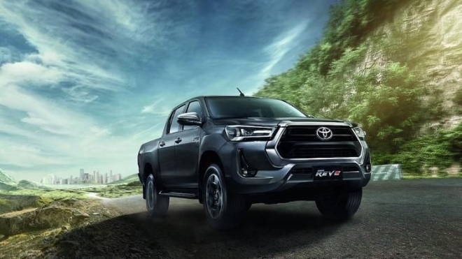 “Tất tần tật” về Toyota Hilux 2021: Hiệu năng vượt trội, trang bị như xe con gói trong thiết kế cực “ngầu“