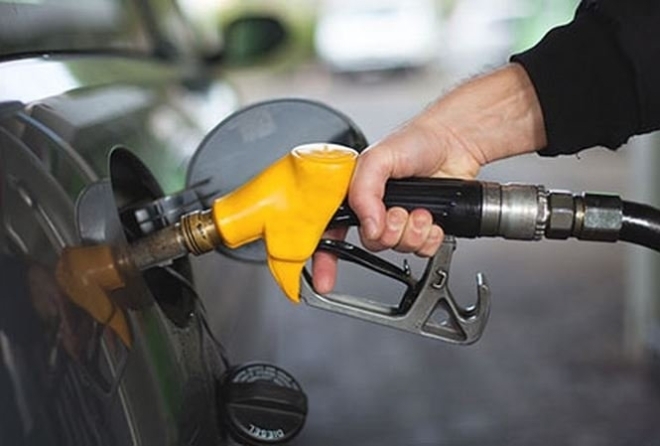 Tổng hợp các cách rút nhiên liệu khỏi ô tô